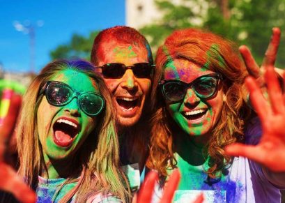 100 Best Holi Wishes, Messages, and Quotes to Share With Your Hindu friends and Family